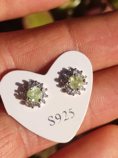 Boucles d'oreilles clous tourmaline verte argent sterling 925 AAA rareté bijoux femme boucles d'oreilles pierre précieuse pierre de guérison cadeau bijoux précieux rare spécial