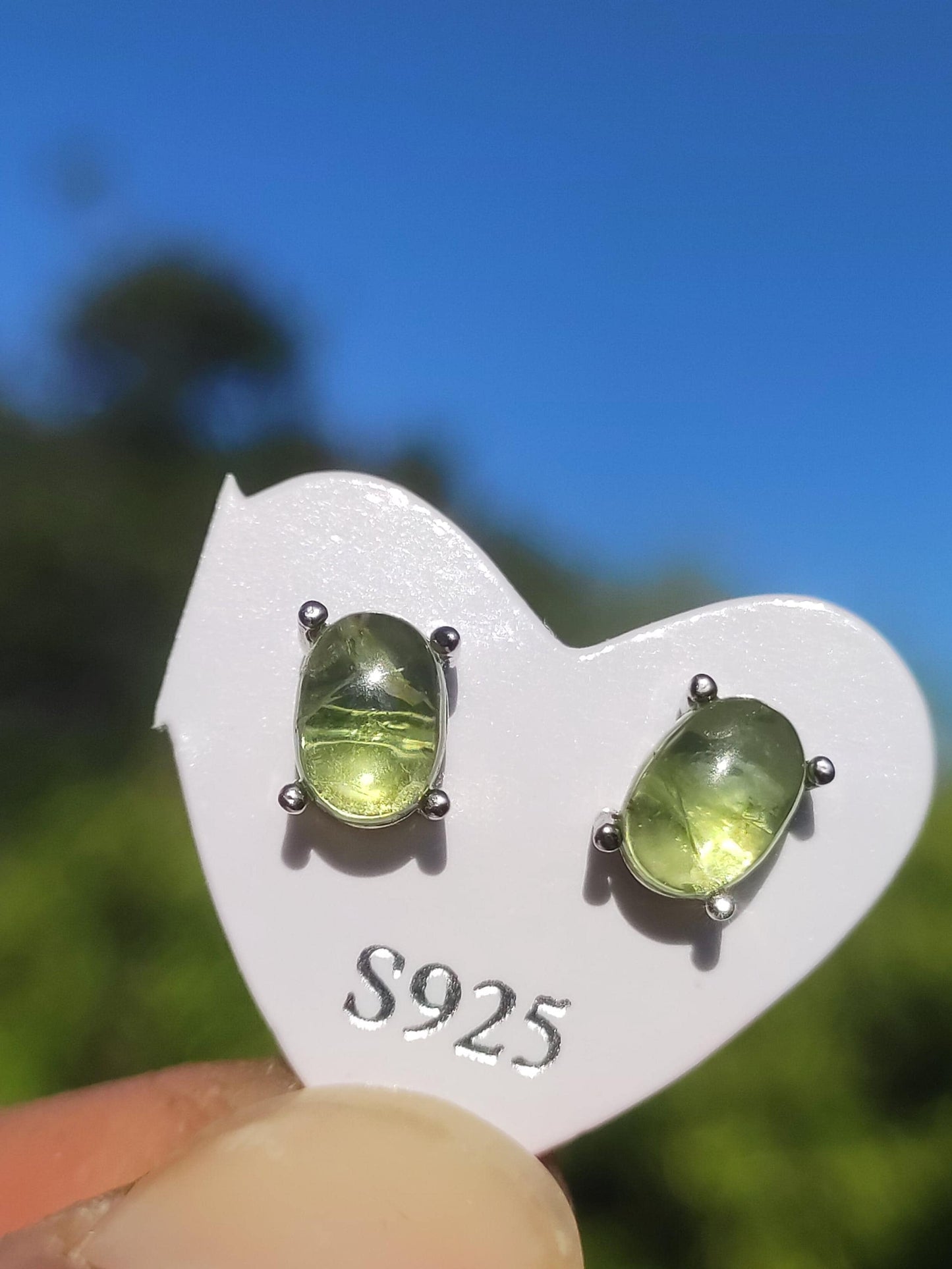 Clous d'oreilles péridot vert argent sterling 925 rareté AAA bijoux femme boucles d'oreilles pierre précieuse pierre de guérison cadeau bijoux élégant rare unique