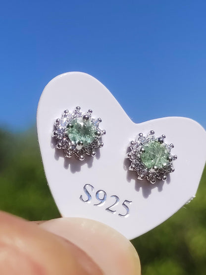 grüne Turmalin Ohrstecker 925 Sterling Silber AAA Rarität Schmuck Frau Ohrringe Edelstein Heilstein Geschenk Schmuck Edel Selten Besonders