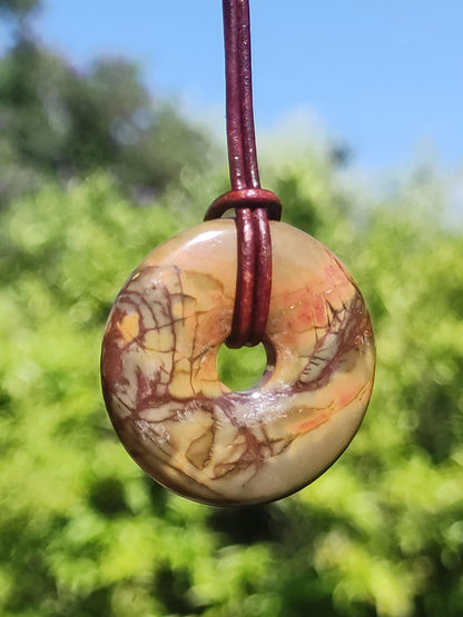 Picasso Jasper 30mm Donut Gemstone Collier HIPPIE GOA Boho Ethno Nature Donut Protection Symbole Guérison Pierre Collecteur Unique Homme Femme He She Cadeau
