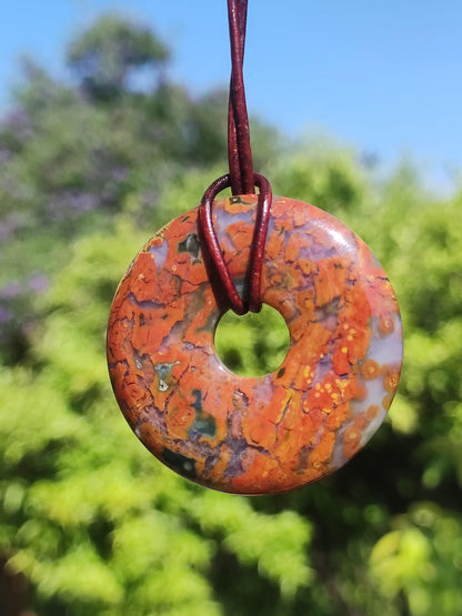 Jaspe océanique multicolore ~ Collier en pierre précieuse Donut 40mm Océan Pierre naturelle Pierre de guérison Rareté Bijoux en cristal Pendentif Cadeau Elle Lui Femme Homme Rareté