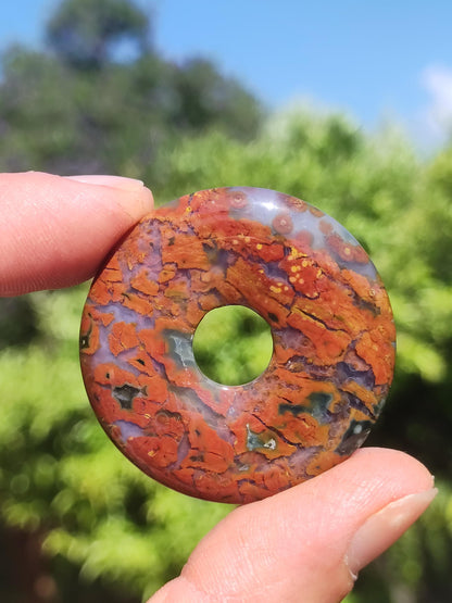 Jaspe océanique multicolore ~ Collier en pierre précieuse Donut 40mm Océan Pierre naturelle Pierre de guérison Rareté Bijoux en cristal Pendentif Cadeau Elle Lui Femme Homme Rareté
