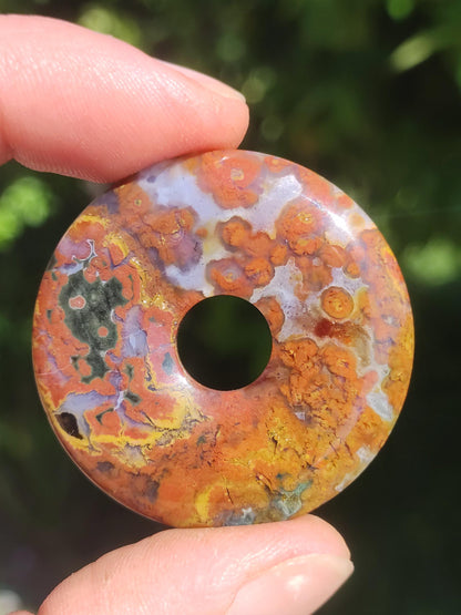 Jaspe Océan multicolore ~ Collier de pierres précieuses Donut 40mm Océan Pierre naturelle Pierre de guérison Rareté Cristaux Bijoux Pendentif Cadeau Elle Lui Femme Homme Rareté
