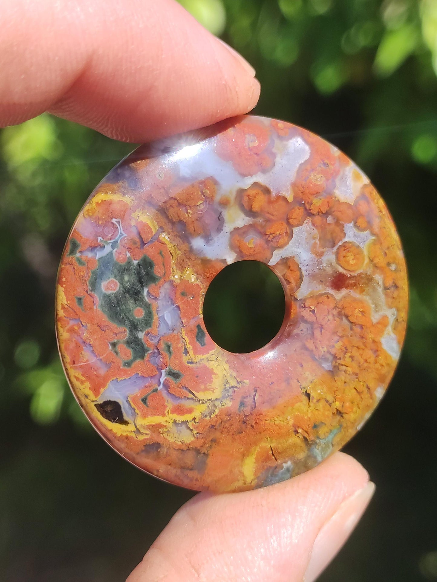 Jaspe Océan multicolore ~ Collier de pierres précieuses Donut 40mm Océan Pierre naturelle Pierre de guérison Rareté Cristaux Bijoux Pendentif Cadeau Elle Lui Femme Homme Rareté