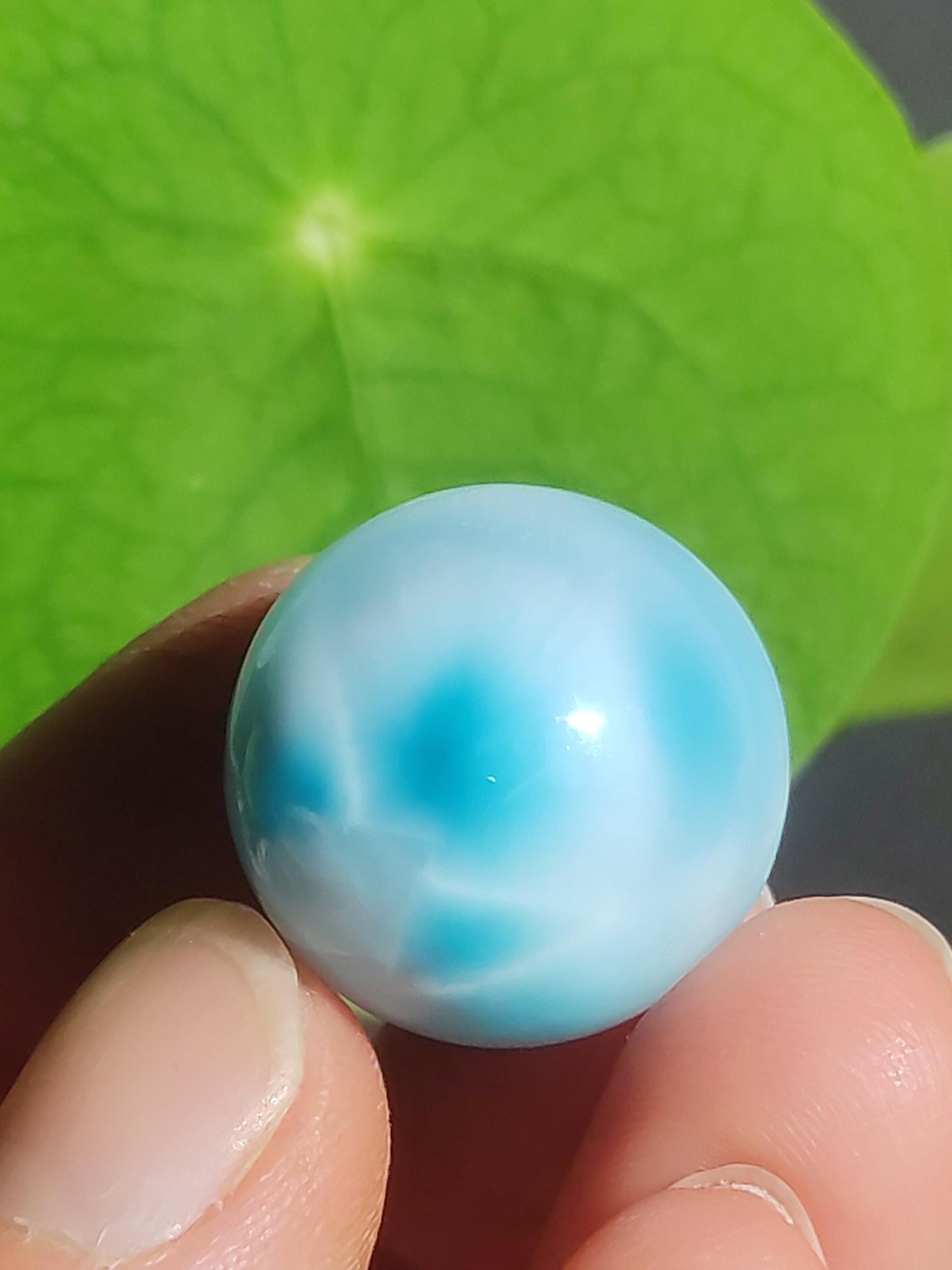 Larimar AAA - Edelstein Kugel blau Deko Sphere Kristall Geschenk blau Natur Heilstein Natur Sammler Mineral Geschenk Meer Himmel