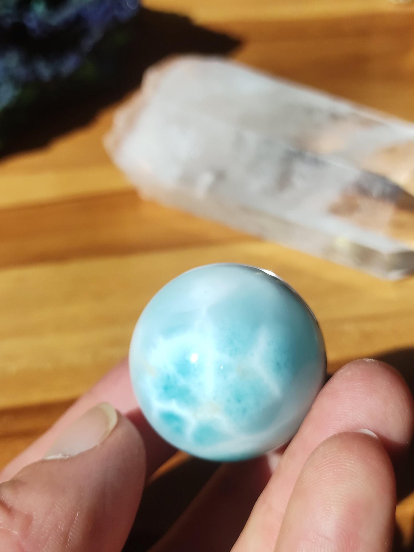 Larimar AAA *Fractale* Boule de pierre précieuse Décoration bleue Sphère Cristal Cadeau Pierre de guérison naturelle bleue Collectionneur naturel Cadeau minéral Mer Ciel