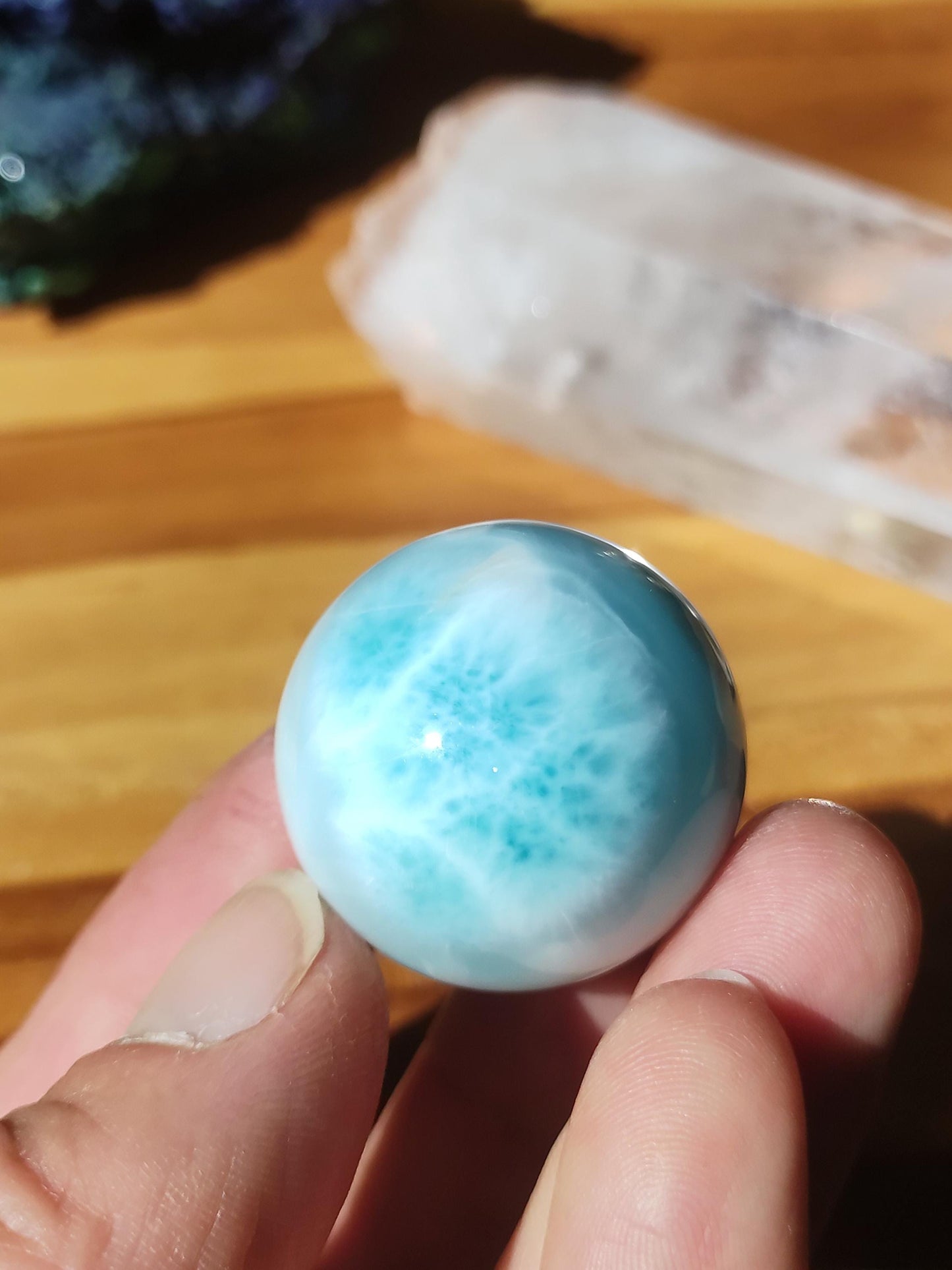 Larimar AAA *Fractale* Boule de pierre précieuse Décoration bleue Sphère Cristal Cadeau Pierre de guérison naturelle bleue Collectionneur naturel Cadeau minéral Mer Ciel