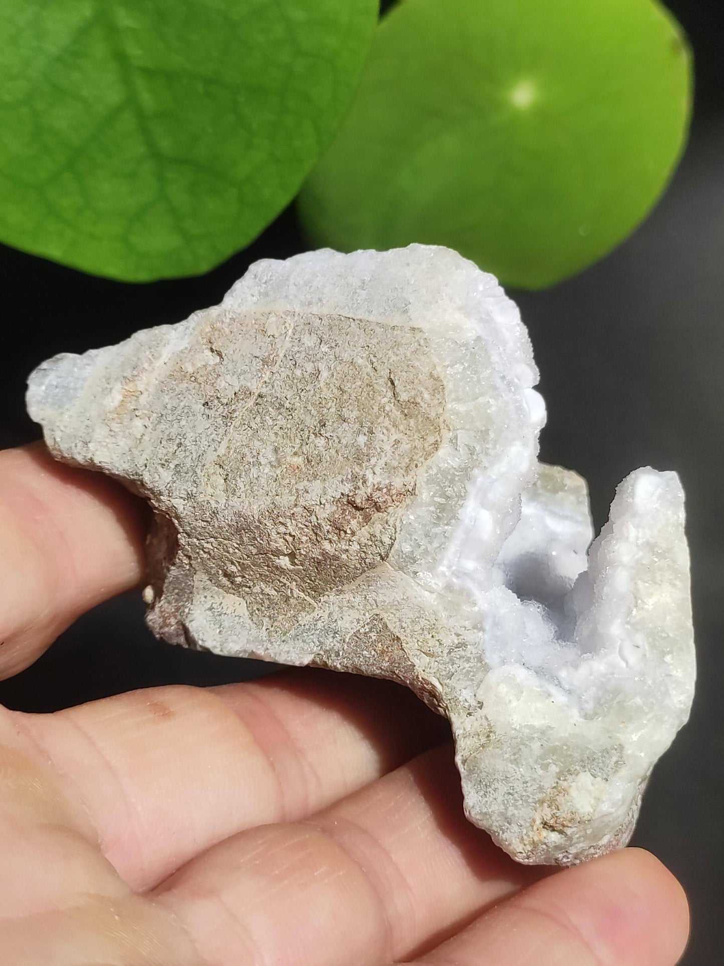 Calcédoine brute de grade A - Pierre précieuse de collection, pierre naturelle de guérison, minéral, énergie, chakra, décoration intérieure, cadeau pour elle, lui, homme, femme, bleue