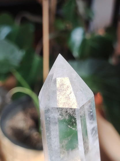 XL Quartz Cristal de roche pointe Collectionneur Rareté Pierre précieuse Décoration Cristal naturel Pierre de guérison Minéral Collection Énergie Nature Méditation Maison