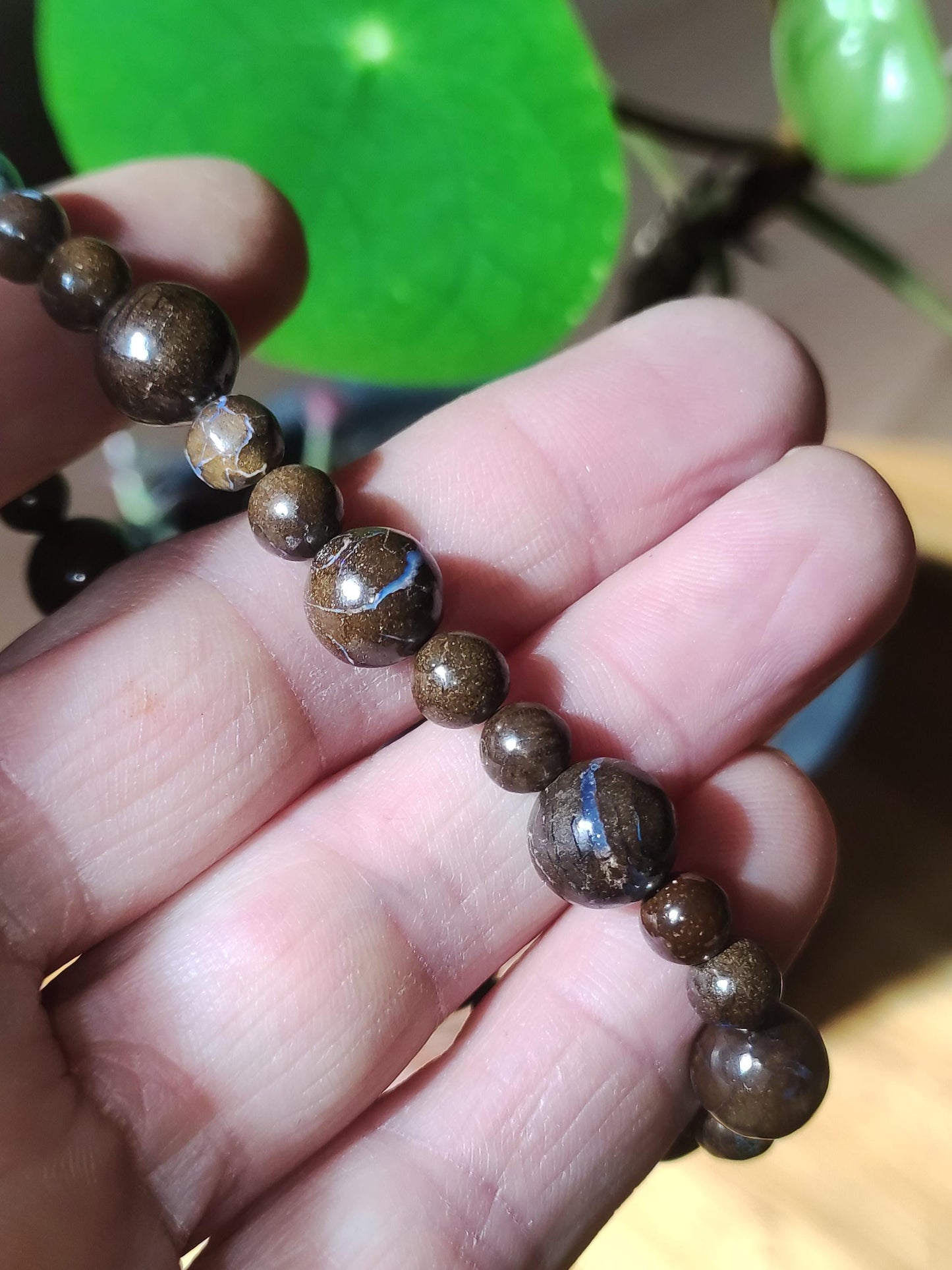 Boulder Opal Queensland *RARITÉ* Stretch ~ Bracelet de pierres précieuses ~ GOA ~Hippie ~Boho ~Ethno ~Pierre de guérison ~Magie ~Rarité bracelet coloré bien sûr