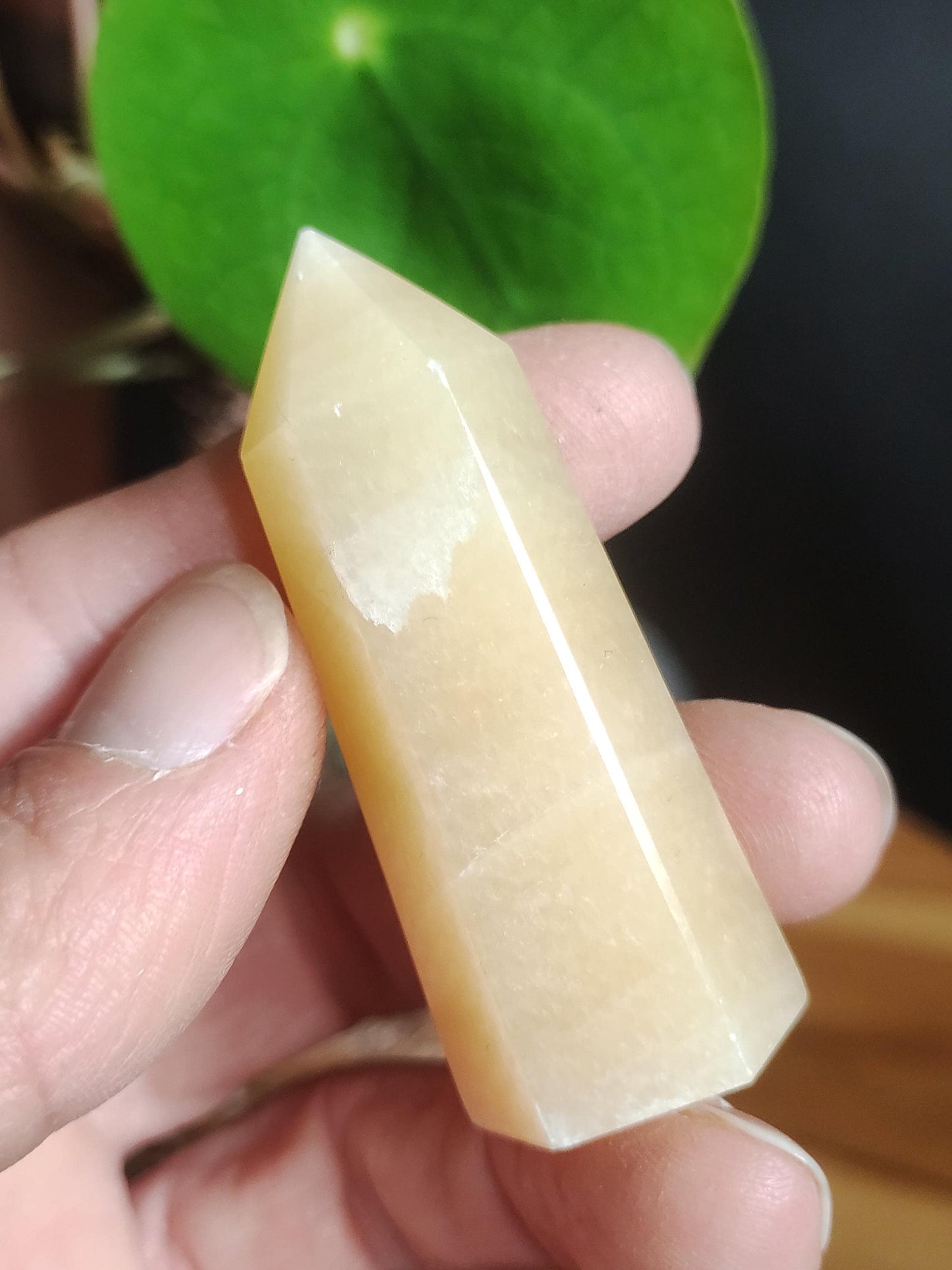 Pointe de calcite orange / Pointe de cristal Point Tour jaune ~ Baguette de massage magique en pierre précieuse Décoration en cristal HIPPIE Ethno Pierre de guérison Trésor naturel