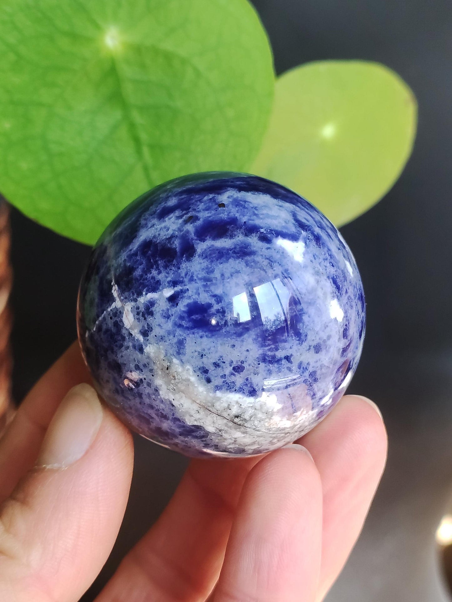 Sodalith - Edelstein Kugel Deko Sphere Massage Kristall Spielkugel Meditation Heilstein Frau Mann Geschenk Er Sie Haus Energie Traum Wohnen