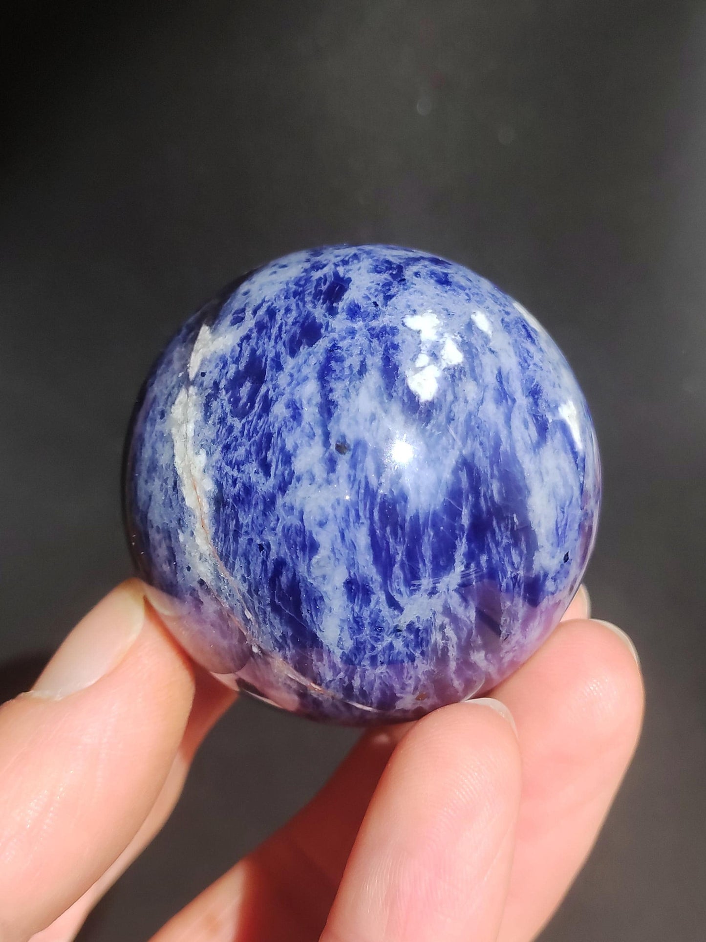 Sodalith - Edelstein Kugel Deko Sphere Massage Kristall Spielkugel Meditation Heilstein Frau Mann Geschenk Er Sie Haus Energie Traum Wohnen