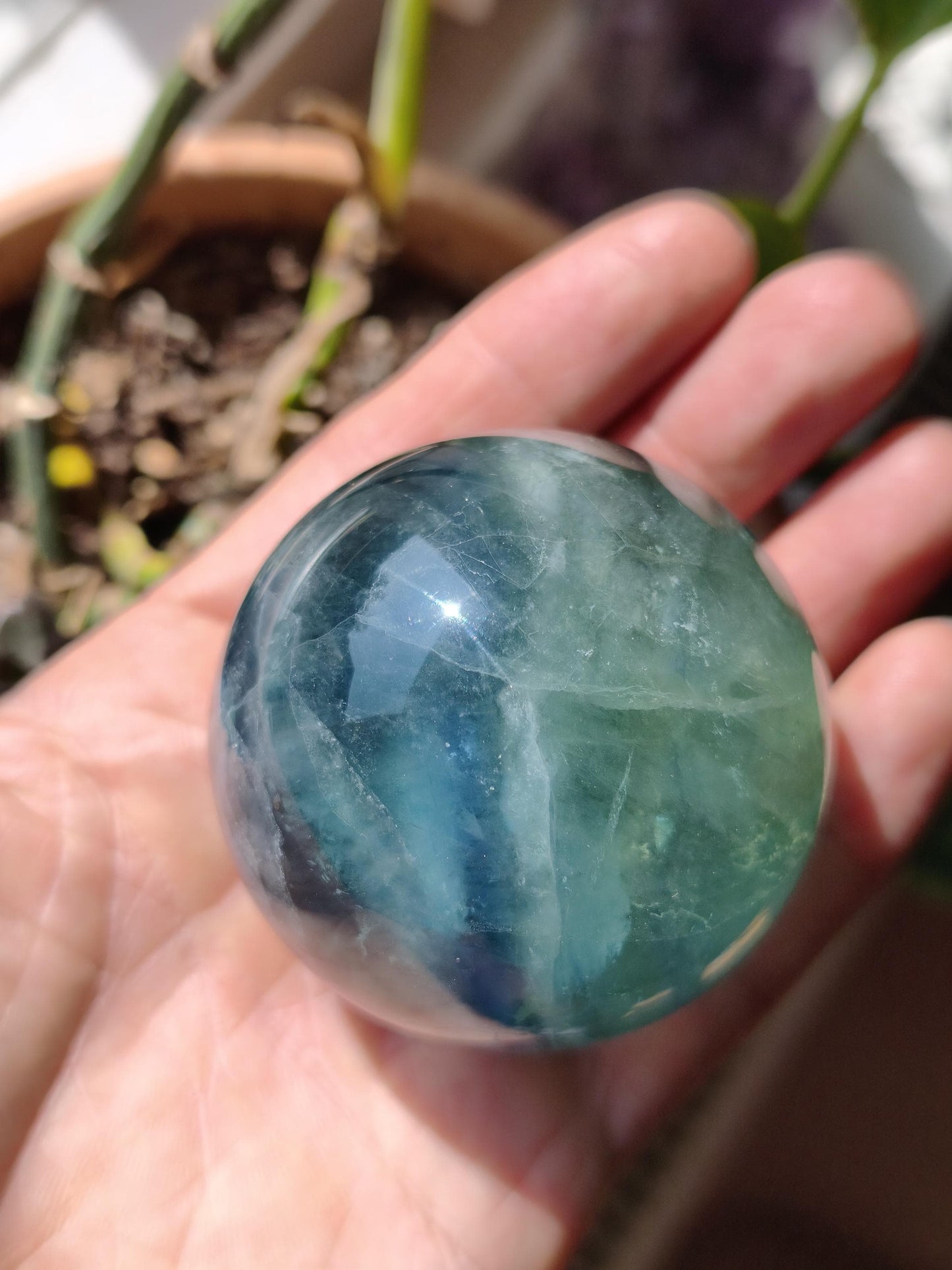 Fluorit blau grün - Edelstein Kugel Deko Sphere Kristall Heilstein Spielkugel Meditation Geschenk Er Sie Mann Frau Freundin Wohnen Rarität