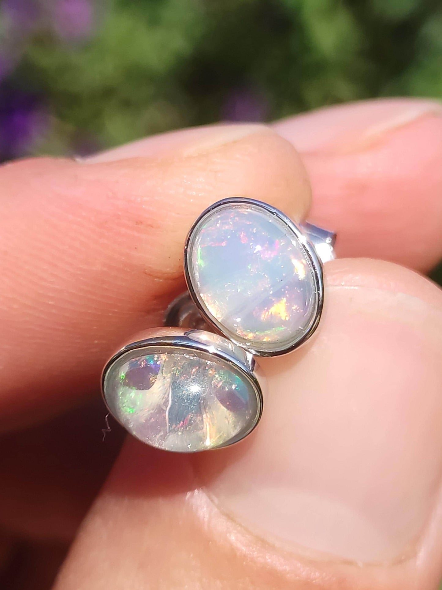 Boucles d'oreilles à tige en opale éthiopienne AAA - Argent sterling 925 - Pierre précieuse colorée - Pierre de guérison - Énergie - Cadeau pour femme - Bijoux de haute qualité - Précieux et rare