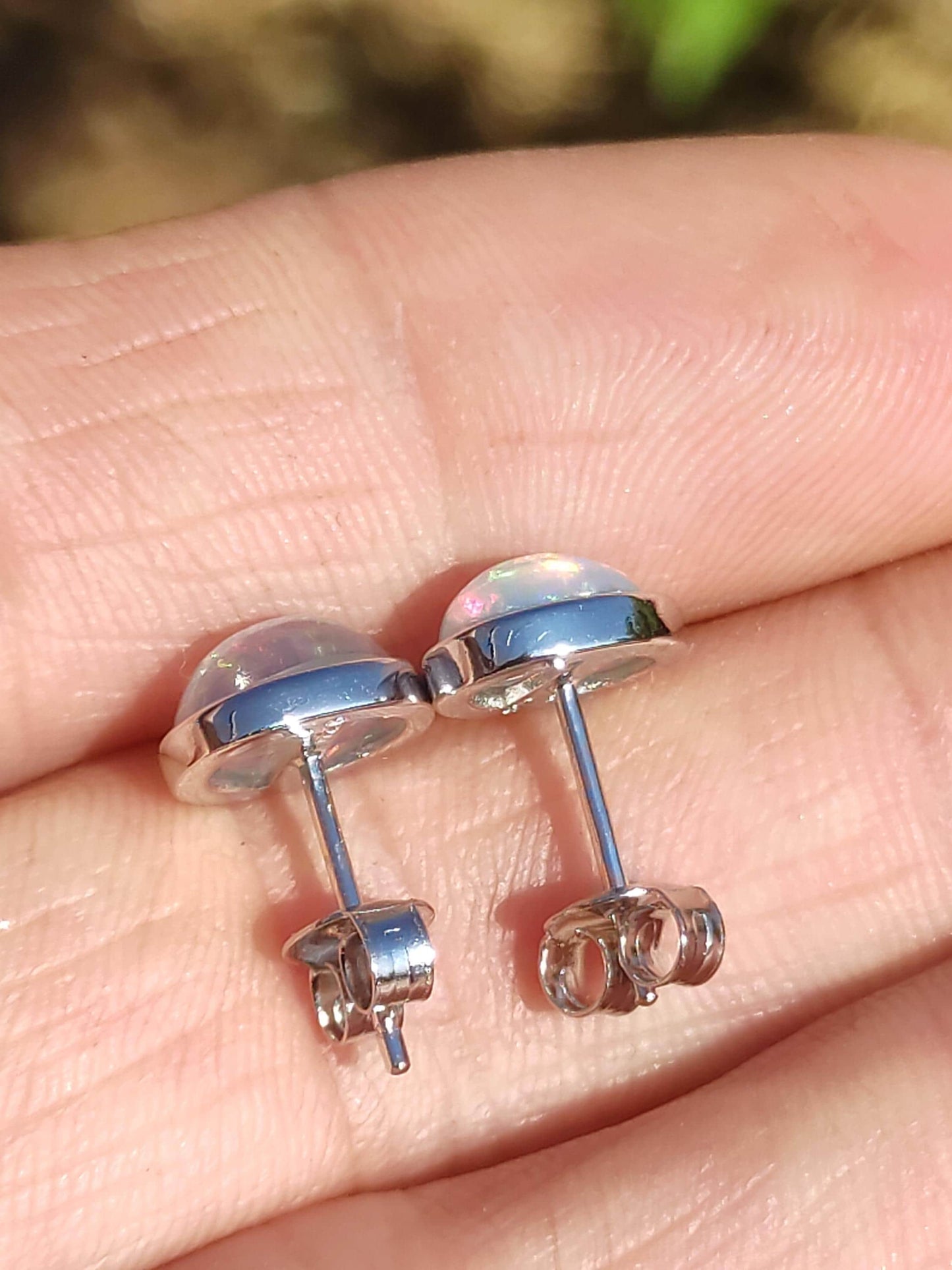 Boucles d'oreilles à tige en opale éthiopienne AAA - Argent sterling 925 - Pierre précieuse colorée - Pierre de guérison - Énergie - Cadeau pour femme - Bijoux de haute qualité - Précieux et rare