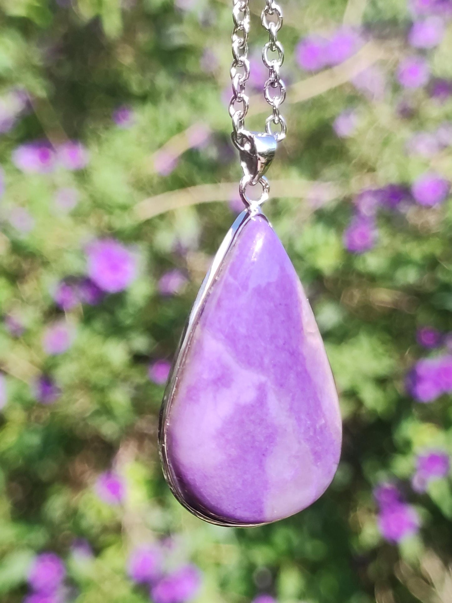 Collier en pierre précieuse violette en argent 925 de Sugilite / Sugilite AAA, pierre de guérison naturelle, énergie, rareté, homme, femme, il, elle, cadeau noble de haute qualité
