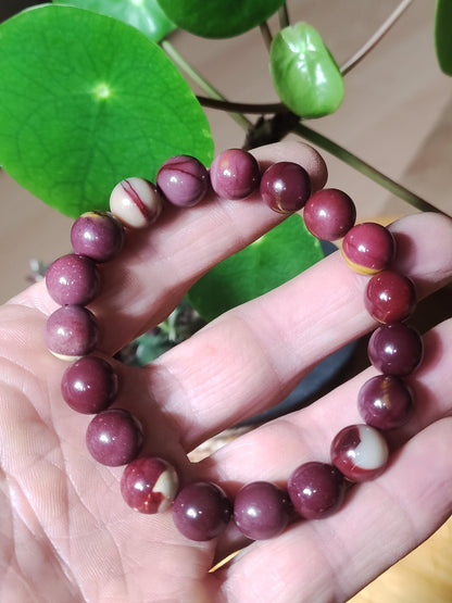 10mm Mookaïte ~ Bracelet en pierres semi-précieuses extensible Hippie Boho Ethno Indie Nature Pierre de guérison Cristaux Énergie Chakra Cadeau Femme Homme Frère Pièce unique