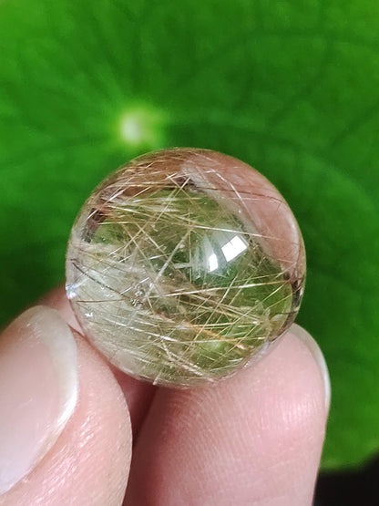 Rutilquarz A - Magische Edelstein Kugel Deko Sphere Klar Meditation Natur Heilstein Wohnen Sammler Rarität Geschenk Sammler Mineralien
