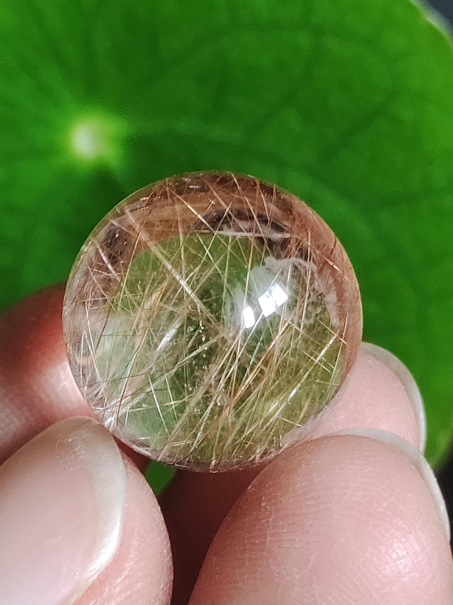 Rutilquarz A - Magische Edelstein Kugel Deko Sphere Klar Meditation Natur Heilstein Wohnen Sammler Rarität Geschenk Sammler Mineralien