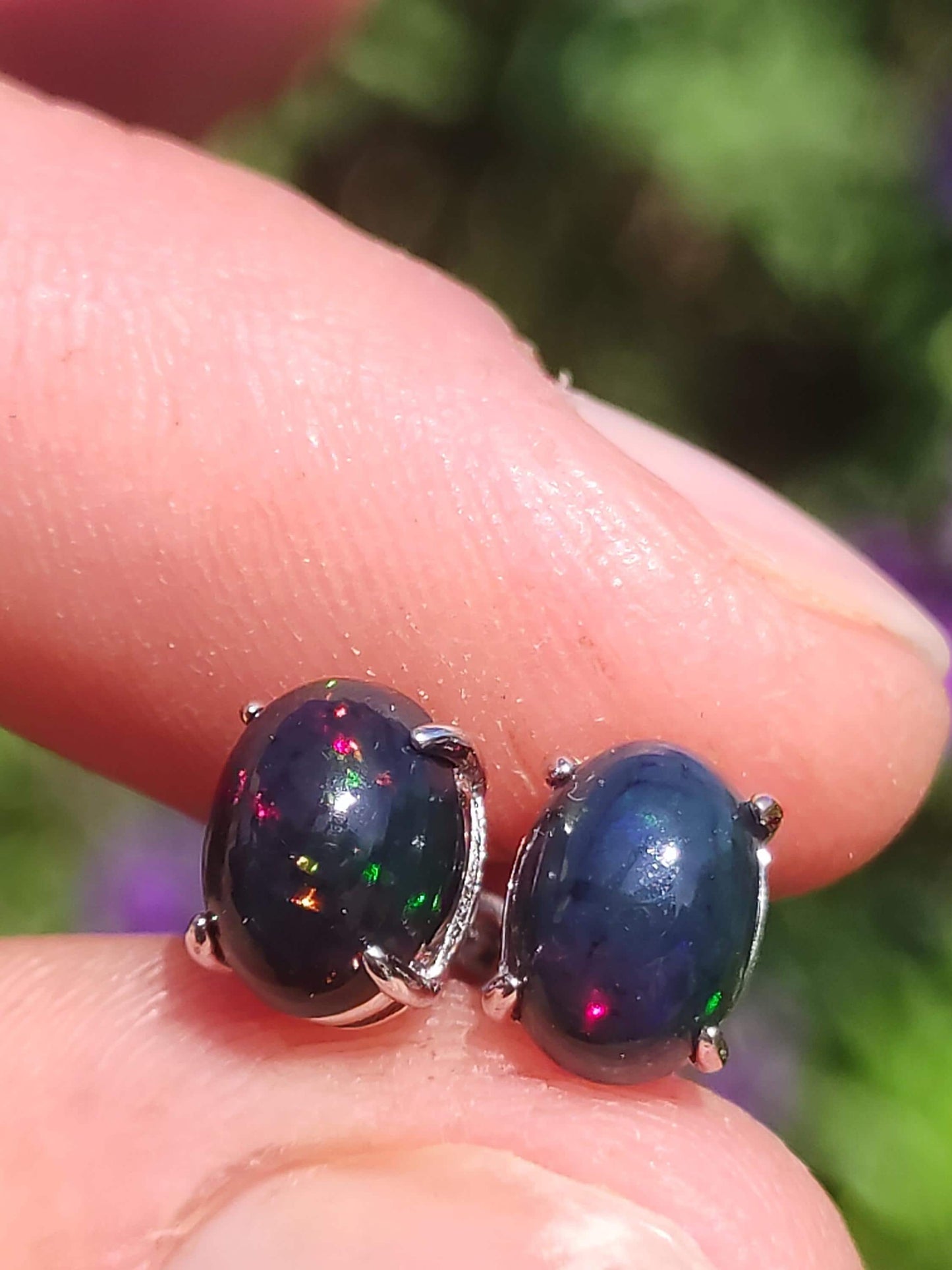Ethiopian Black Opal AAA - 925 Sterling Silber bunt Ohrstecker Ohrringe Edelstein Heilstein Energie Frau Geschenk Schmuck Edel Rarität