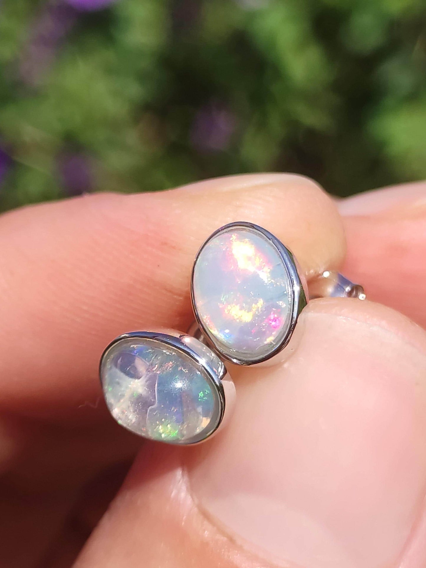 Boucles d'oreilles à tige en opale éthiopienne AAA - Argent sterling 925 - Pierre précieuse colorée - Pierre de guérison - Énergie - Cadeau pour femme - Bijoux de haute qualité - Précieux et rare