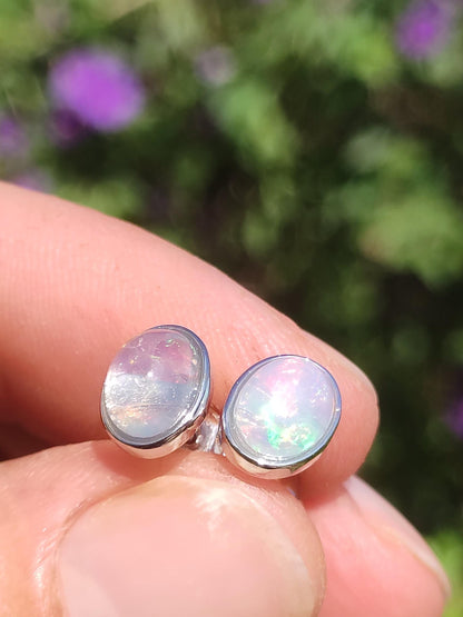 Boucles d'oreilles à tige en opale éthiopienne AAA - Argent sterling 925 - Pierre précieuse colorée - Pierre de guérison - Énergie - Cadeau pour femme - Bijoux de haute qualité - Précieux et rare