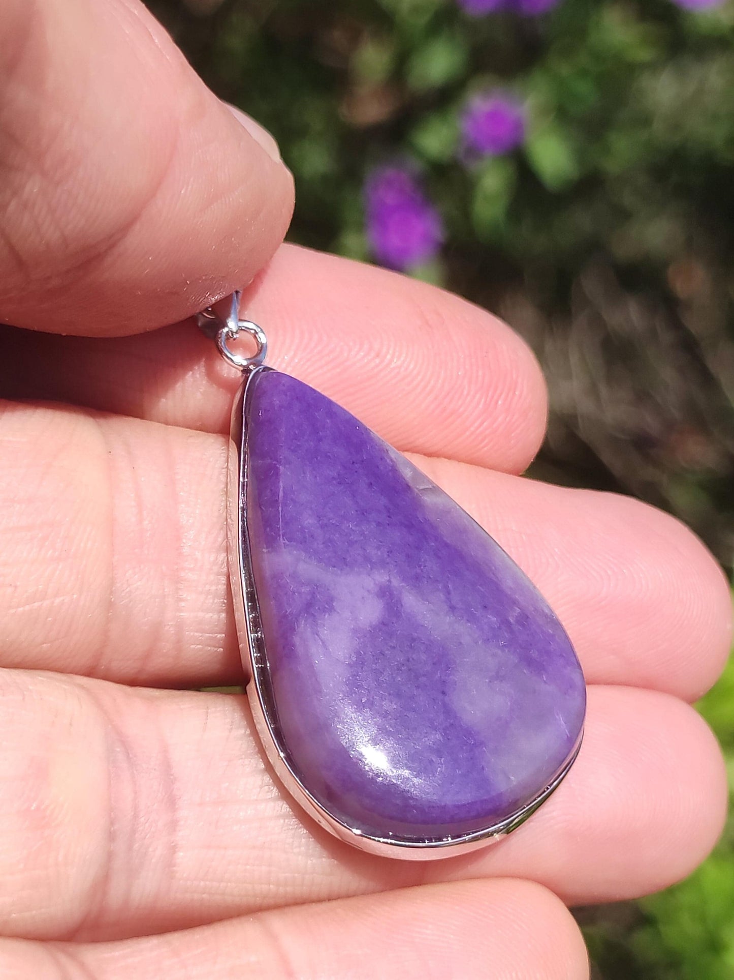 Collier en pierre précieuse violette en argent 925 de Sugilite / Sugilite AAA, pierre de guérison naturelle, énergie, rareté, homme, femme, il, elle, cadeau noble de haute qualité