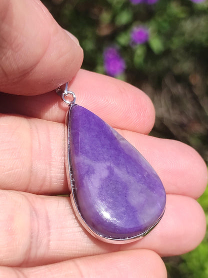 Collier en pierre précieuse violette en argent 925 de Sugilite / Sugilite AAA, pierre de guérison naturelle, énergie, rareté, homme, femme, il, elle, cadeau noble de haute qualité