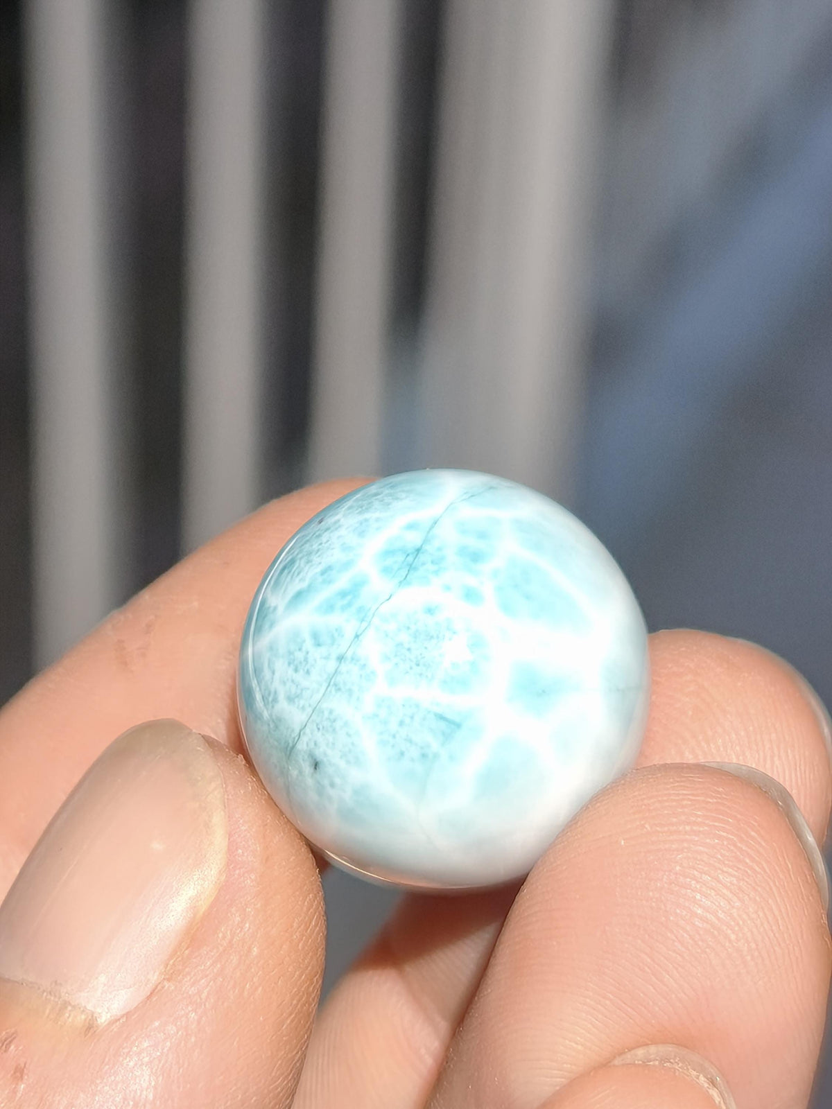 Larimar AAA - Edelstein Kugel blau Deko Sphere Kristall Geschenk blau Natur Heilstein Natur Sammler Mineral Geschenk Meer Himmel