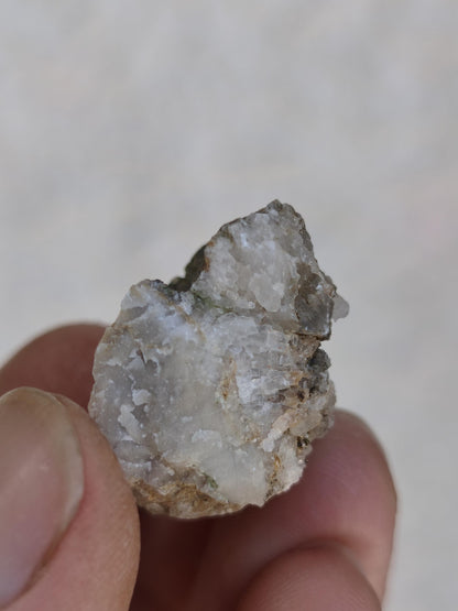 Calcite Roh Kristall Stufe  – Attavyros, Insel Rhodos Griechenland Sammler Mineralien Kristall Deko Selbstfund Geschenk Haus Wohnen gelb