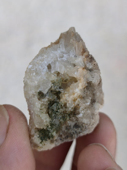 Calcite Roh Kristall Stufe  – Attavyros, Insel Rhodos Griechenland Sammler Mineralien Kristall Deko Selbstfund Geschenk Haus Wohnen gelb