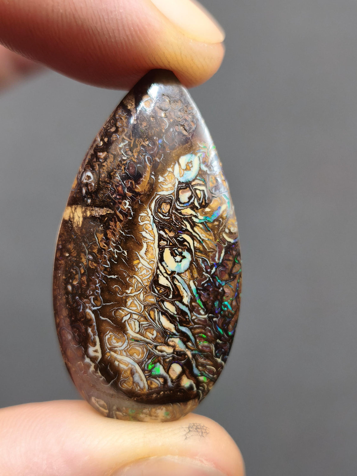 Boulder Opal AAA Sammlerstein Mineralien Kristalle Cabochon natürlich Heilstein Rarität Muster Australien Queensland