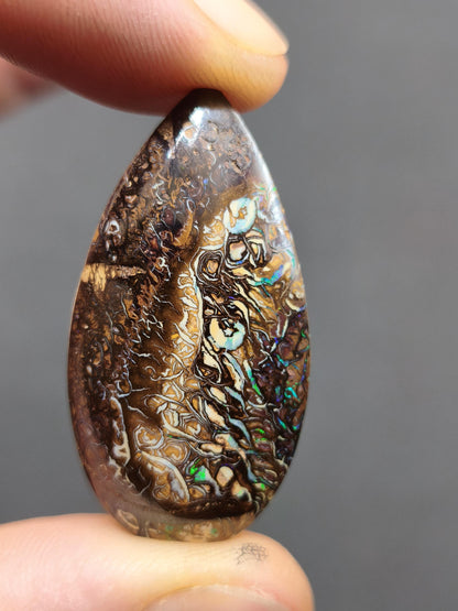 Boulder Opal AAA Sammlerstein Mineralien Kristalle Cabochon natürlich Heilstein Rarität Muster Australien Queensland