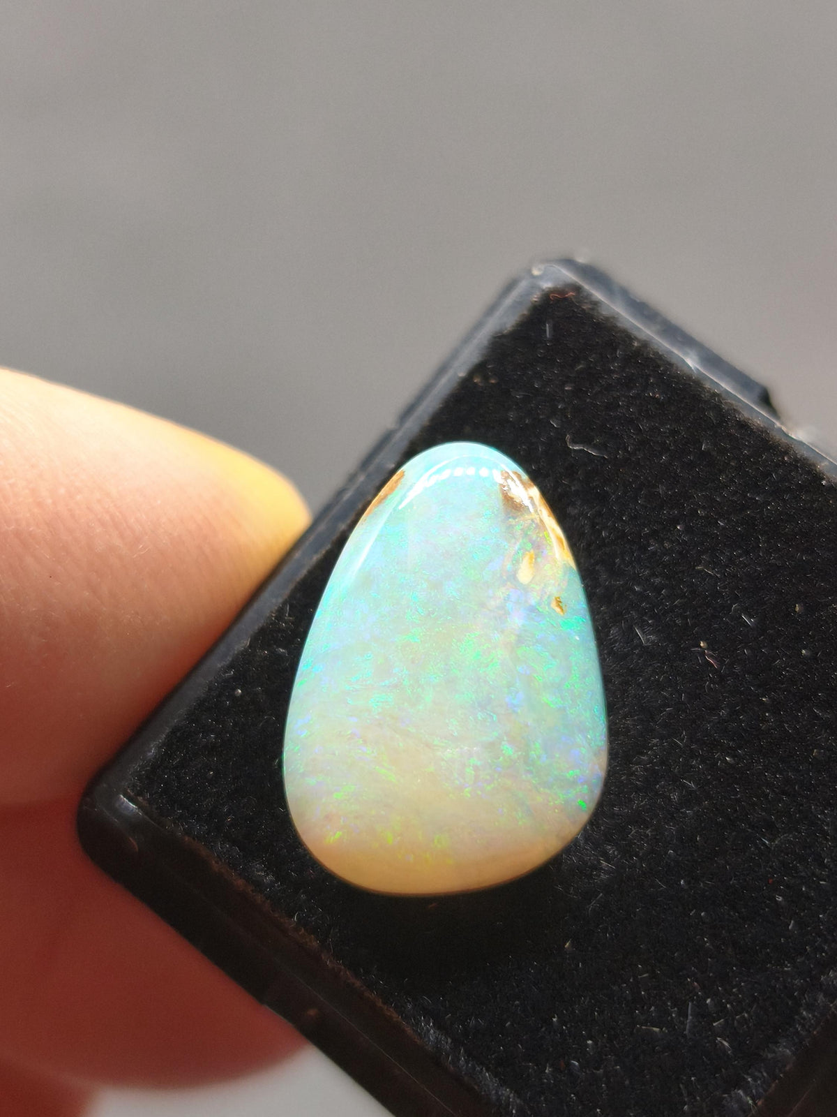 Opal Winton AAA bunt Regenbogen Sammlerstein Mineralien Kristalle Cabochon natürlich Heilstein Rarität Muster Australien