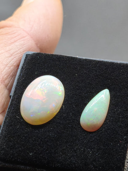 2x Opal Winton AAA bunt Regenbogen Sammlerstein Mineralien Kristalle Cabochon natürlich Heilstein Rarität Muster Australien