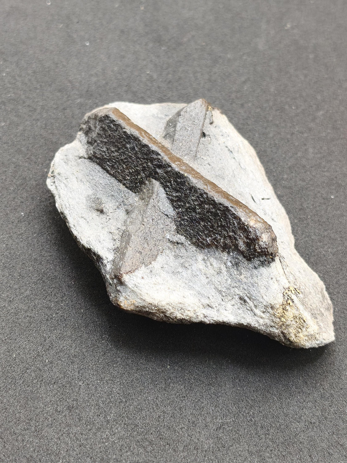 XL  STAUROLITE Kreuzstein X Roh Kristall Stufe Sammler Deko groß Energie Heilstein Schutz  Geschenk Haus Wohnung