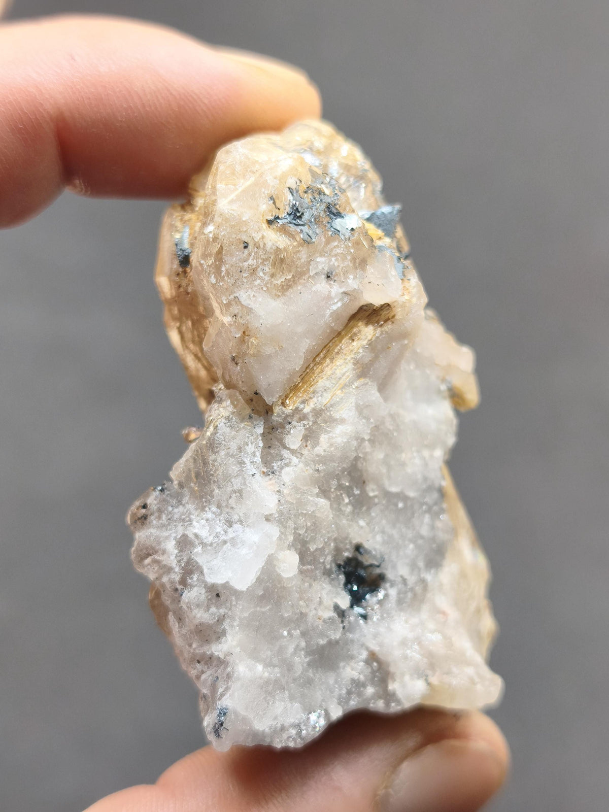 Rutilquarz gold roh Sammler Stufe Kristall Rarität ~ Edelstein Deko Heilstein Mineral Kollektion Energie Natur besonders Geschenk