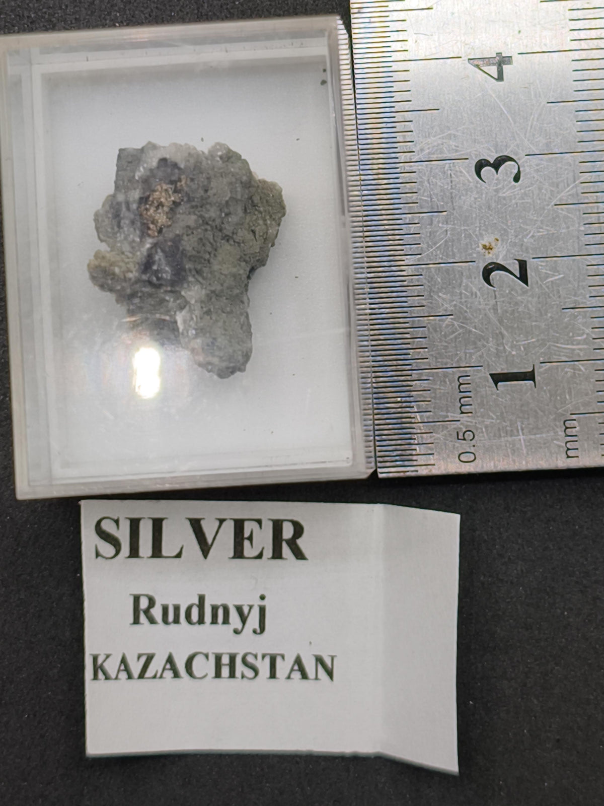 Gediegenes Silber auf Matrix aus Kasachstan Stufe Native Silver Rudny | Natürliche Silberstufe | Seltenes Sammlermineral Heilstein Rarirät