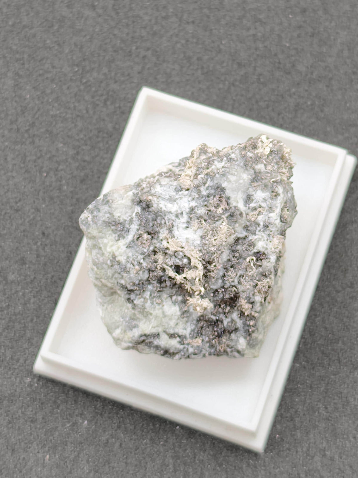 Gediegenes Silber auf Matrix aus Kasachstan Stufe Native Silver Rudny | Natürliche Silberstufe | Seltenes Sammlermineral Heilstein Rarirät