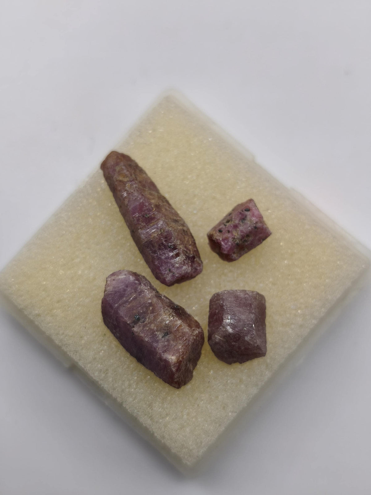 Rubin roh Kristall Sammler Rarität Kollektion Dekostein Heilstein Energie Edelstein Trommelstein Mineral Natur Geschenk Er Sie Mann Rarität