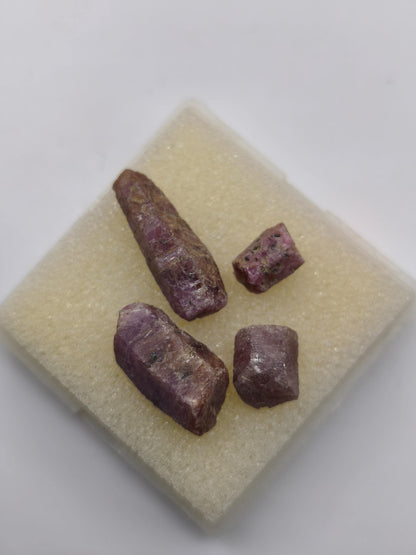 Rubin roh Kristall Sammler Rarität Kollektion Dekostein Heilstein Energie Edelstein Trommelstein Mineral Natur Geschenk Er Sie Mann Rarität