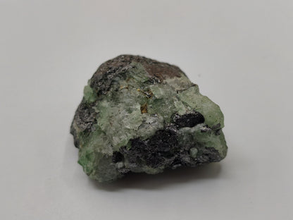 Tsavorit Kristall aus Merelani Tansania | Grüner Granat Rohkristall | Natürlicher Chrom Grossular | Sammler Mineralien roh
