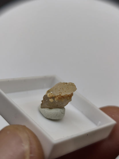 4,5ct Phenakit Kristall aus Namibia | Stiepelmann Mine Erongo | Klarer natürlicher Rohkristall | Seltenes Sammler Mineral Heilstein Rarität