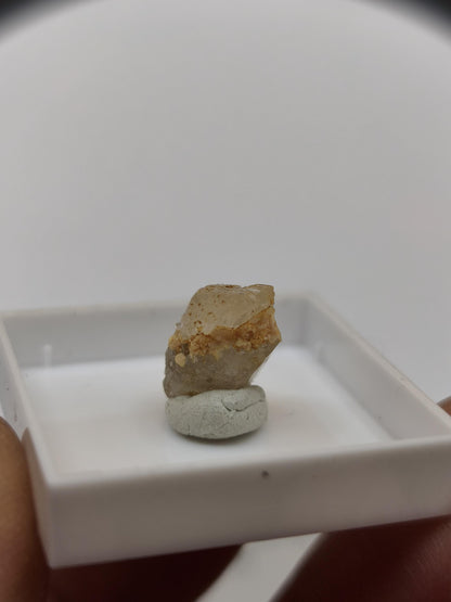 4,5ct Phenakit Kristall aus Namibia | Stiepelmann Mine Erongo | Klarer natürlicher Rohkristall | Seltenes Sammler Mineral Heilstein Rarität