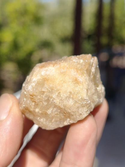 Calcite Roh Kristall Stufe  – Attavyros, Insel Rhodos Griechenland Sammler Mineralien Kristall Deko Selbstfund Geschenk Haus Wohnen gelb