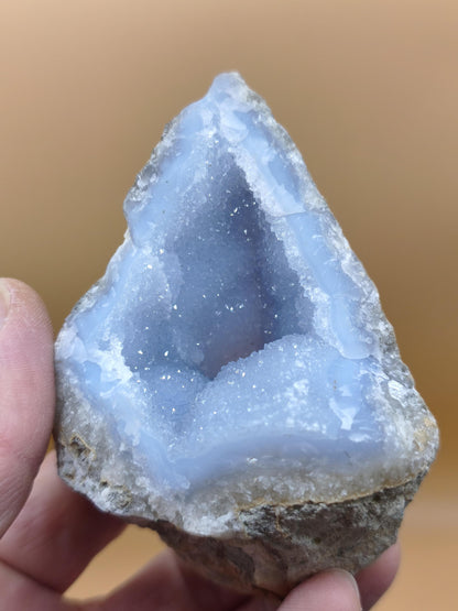 Chalcedony Raw Grade A - Collector Decor Gemstone Natural Healing Stone Minerals Energy Chakra Home Decoration Gift Him Her Man Woman blue