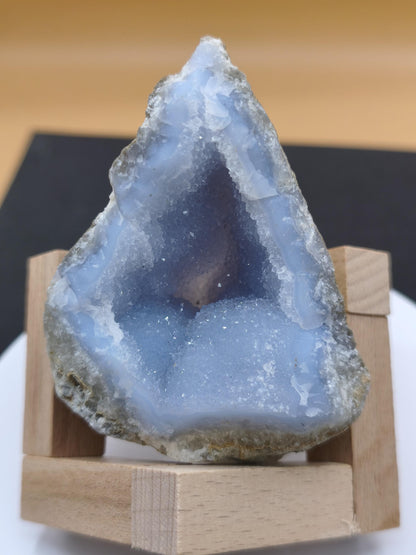 Chalcedony Raw Grade A - Collector Decor Gemstone Natural Healing Stone Minerals Energy Chakra Home Decoration Gift Him Her Man Woman blue