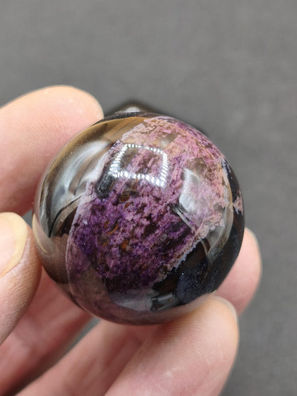 Sugilite *Rareté* Sphère de Sugilite AAA ~ Pierre précieuse Déco Cristal Méditation Énergie Pierre de soin Rareté Rare Collection Investissement Valeur