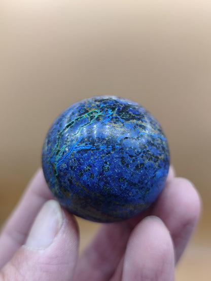 Sphère d'azurite, de malachite et de chrysocolle, cristaux bleus, pierre naturelle, pierre précieuse, sphère décorative, décoration intérieure, méditation, pierre de guérison, rareté, collection, minéraux, pièce unique